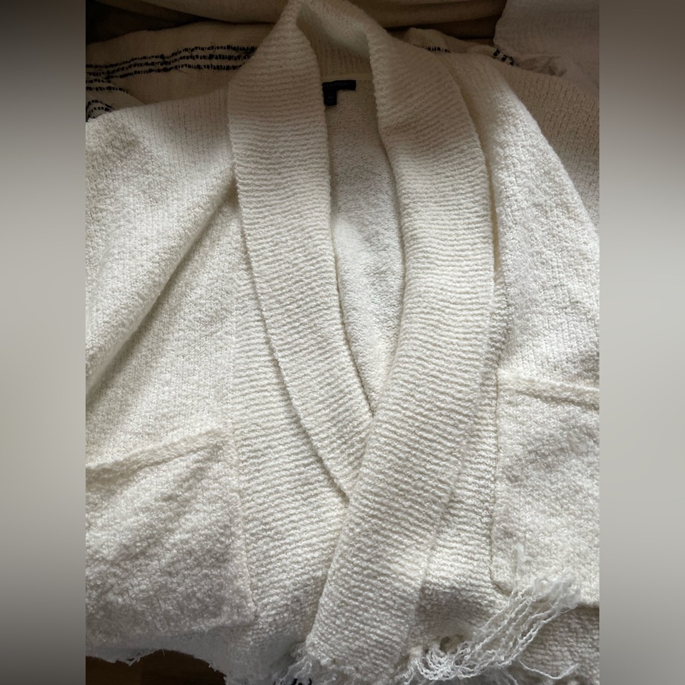 Banana Republic soft sweater shrug